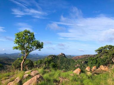 HAMPI & BADAMI