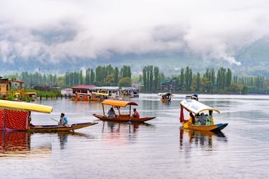 Summer Backpacking - 6 Days Kashmir Tour Package